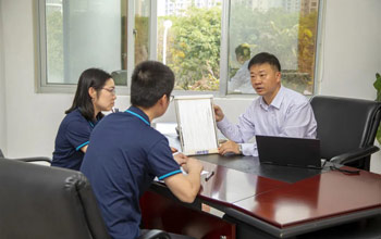 集工微故事丨洪昱斌：潛心鉆研二十四載，匠心鑄就“膜”之路